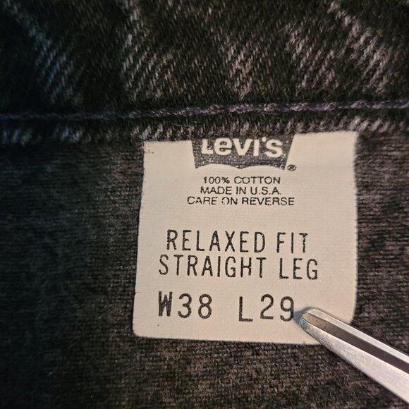 Vtg Levi's Jeans 38x29 Measures 36x28 Relaxed Fit Straight USA White Tab 90's - Picture 5 of 11